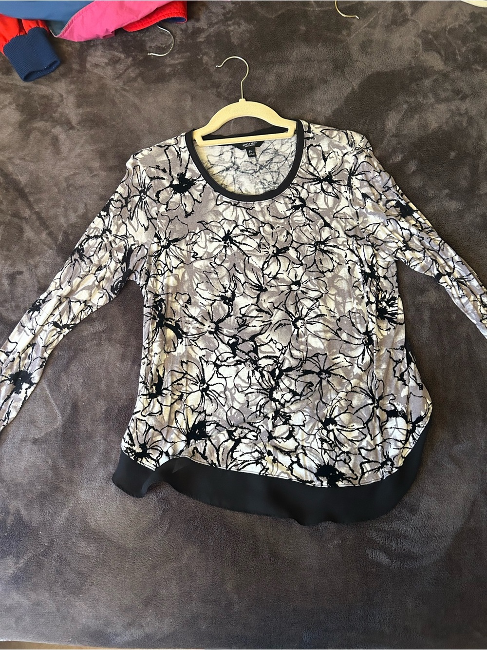 Simply Vera Vera Wang Black & Cream Floral Long-Sleeve Top